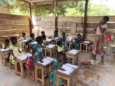 Heritage Academy in Ghana / Boabeng: Spenden für die Holzmöbel im Schul-Neubau
